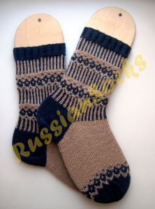Вязаные носки в подарок на 23 февраля