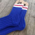 Ярко-синие носки