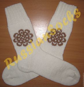Вязаный корпоративный подарок в фирменном стиле вязаные носки