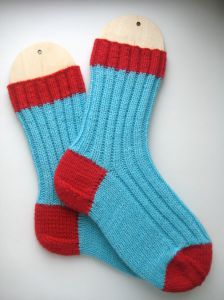 Вязаные носки в резинку, носки в полоску облегающие носки, бирюзовые вязаные носки