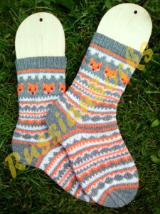 Носки-лисички вязаные жаккардовые носки с лисами